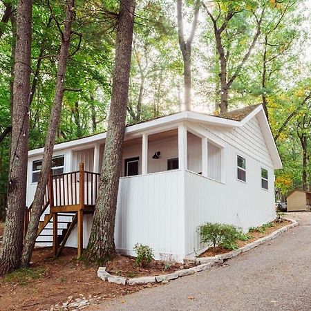 Arbutus Lake 3 Bedroom Cottage Traverse City Kültér fotó