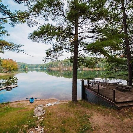 Arbutus Lake 3 Bedroom Cottage Traverse City Kültér fotó