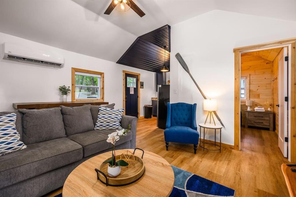Arbutus Lake 3 Bedroom Cottage Traverse City Kültér fotó
